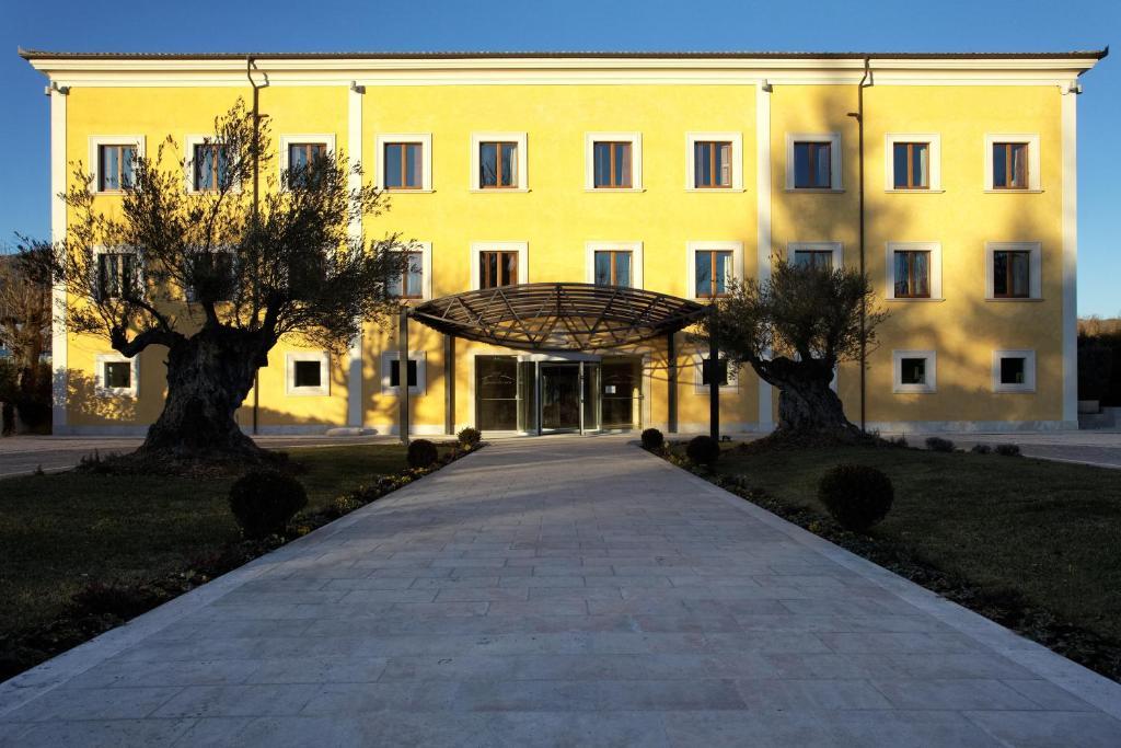 La Dimora Del Baco Hotel L'Aquila Exterior photo