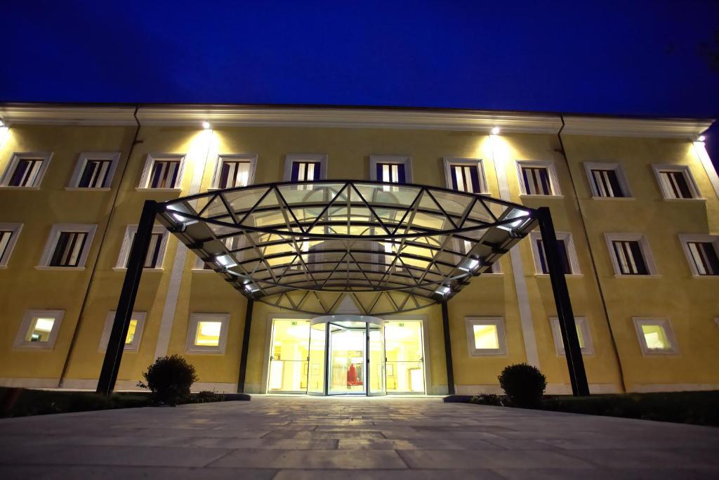 La Dimora Del Baco Hotel L'Aquila Exterior photo